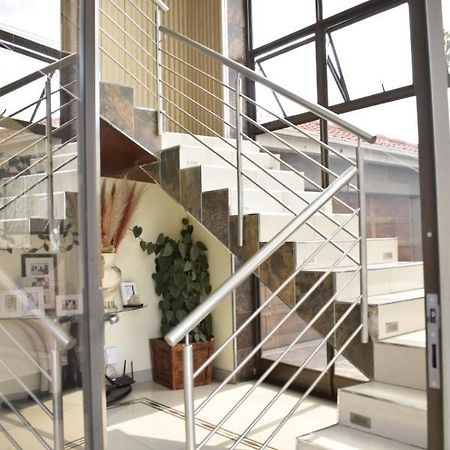Lalela House Apartment Johannesburg Ngoại thất bức ảnh