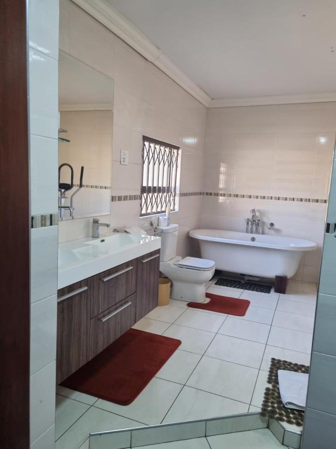 Lalela House Apartment Johannesburg Ngoại thất bức ảnh