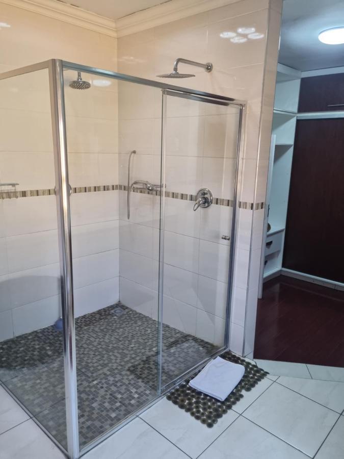 Lalela House Apartment Johannesburg Ngoại thất bức ảnh