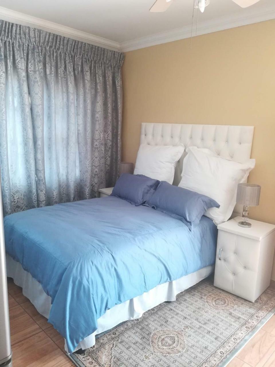 Lalela House Apartment Johannesburg Ngoại thất bức ảnh
