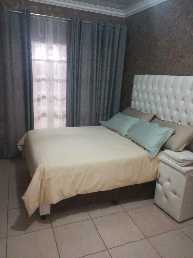 Lalela House Apartment Johannesburg Ngoại thất bức ảnh