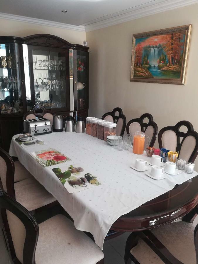 Lalela House Apartment Johannesburg Ngoại thất bức ảnh