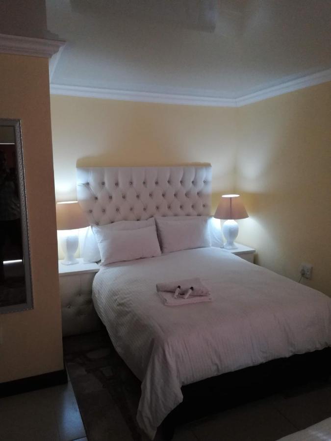 Lalela House Apartment Johannesburg Ngoại thất bức ảnh
